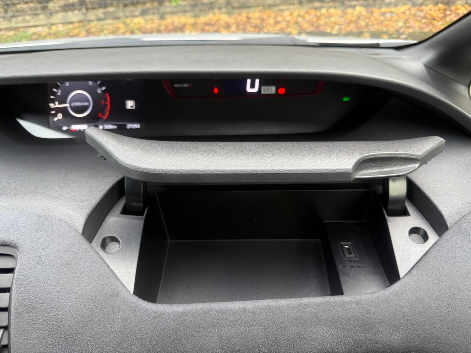 Used Nissan Serena 2025 for sale - 77627150: Photo 91