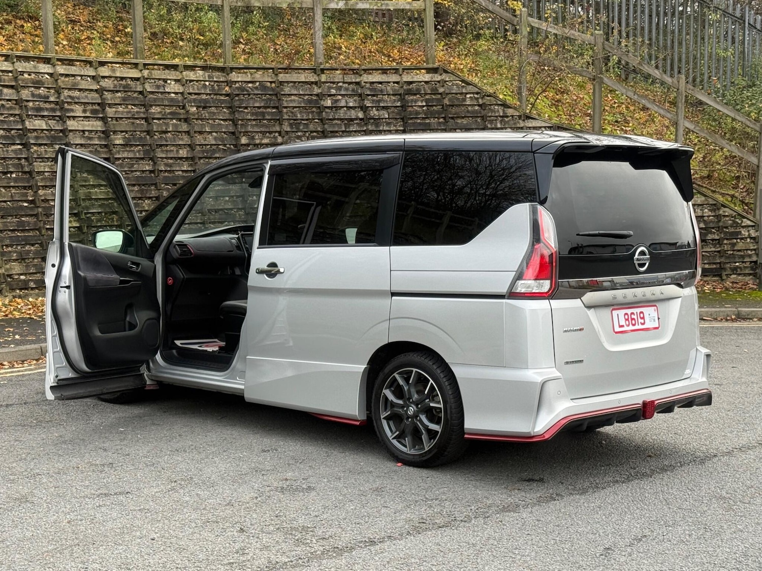 Used Nissan Serena 2025 for sale - 77627150: Photo 99