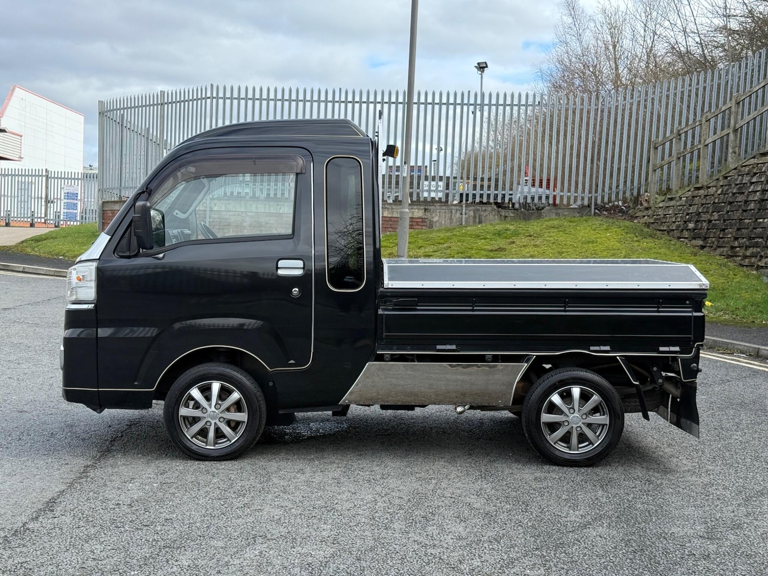 Used Daihatsu Hijet for sale - 77723916: Photo 6