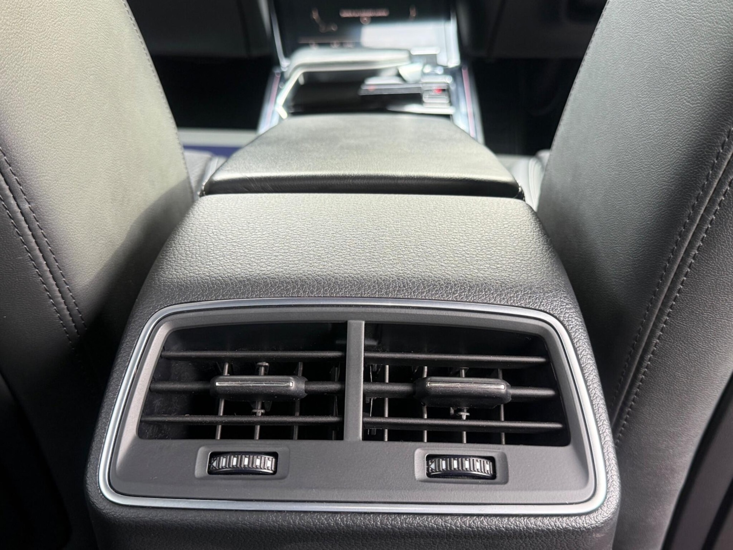 Used Audi e-tron 2025 for sale - 77627161: Photo 27