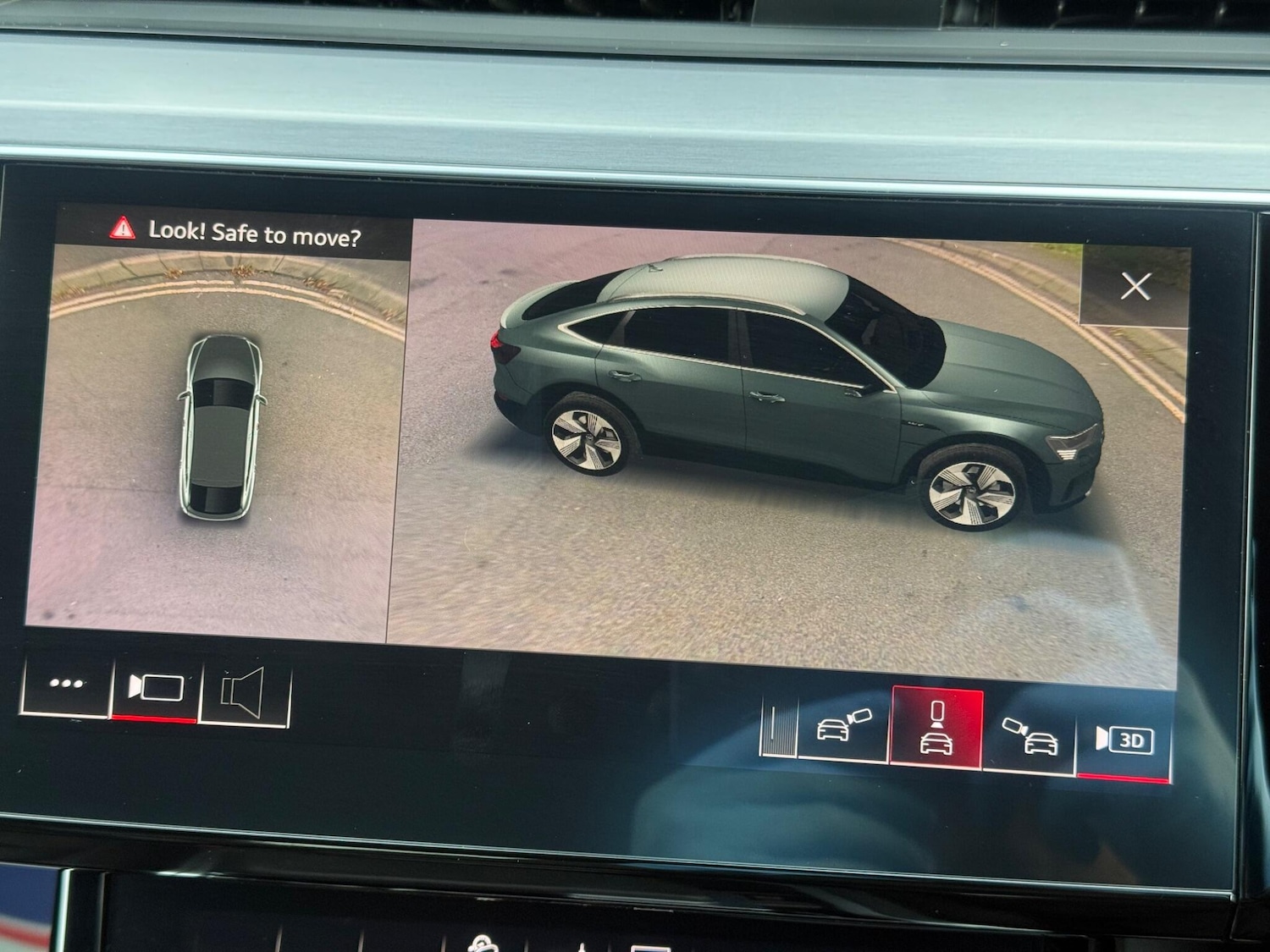 Used Audi e-tron 2025 for sale - 77627161: Photo 44