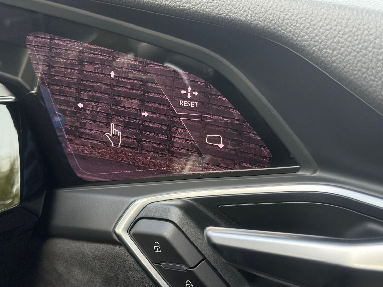 Used Audi e-tron 2025 for sale - 77627161: Photo 51