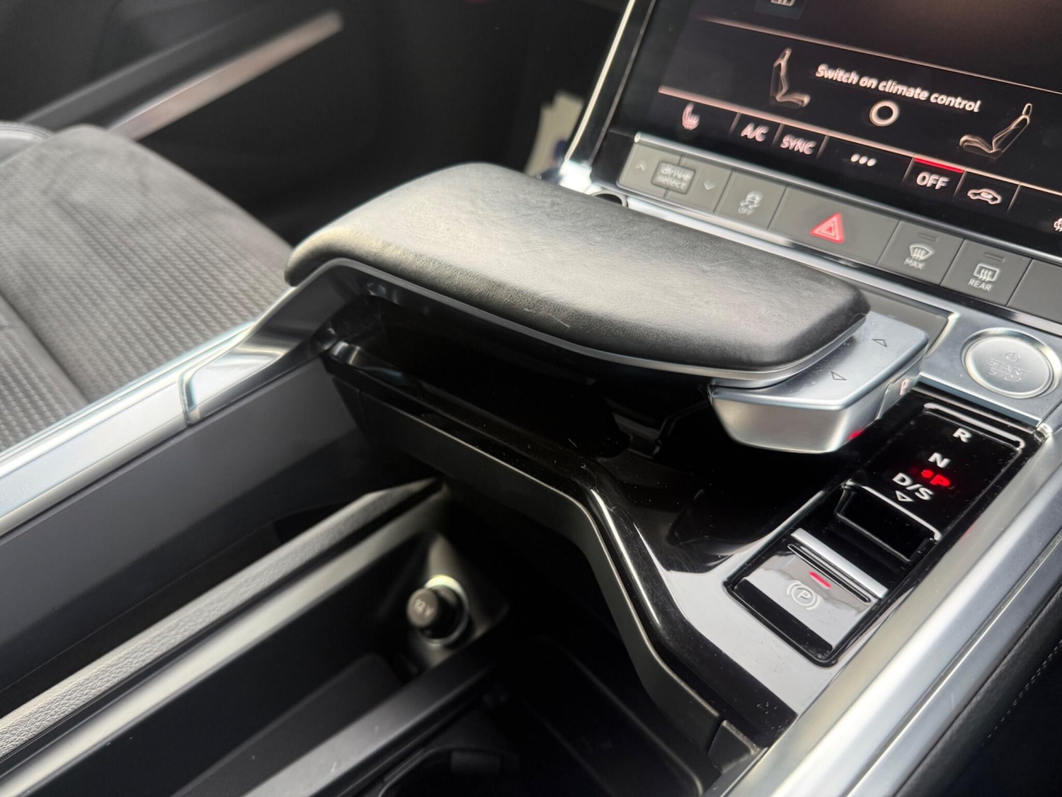 Used Audi e-tron 2025 for sale - 77627161: Photo 73