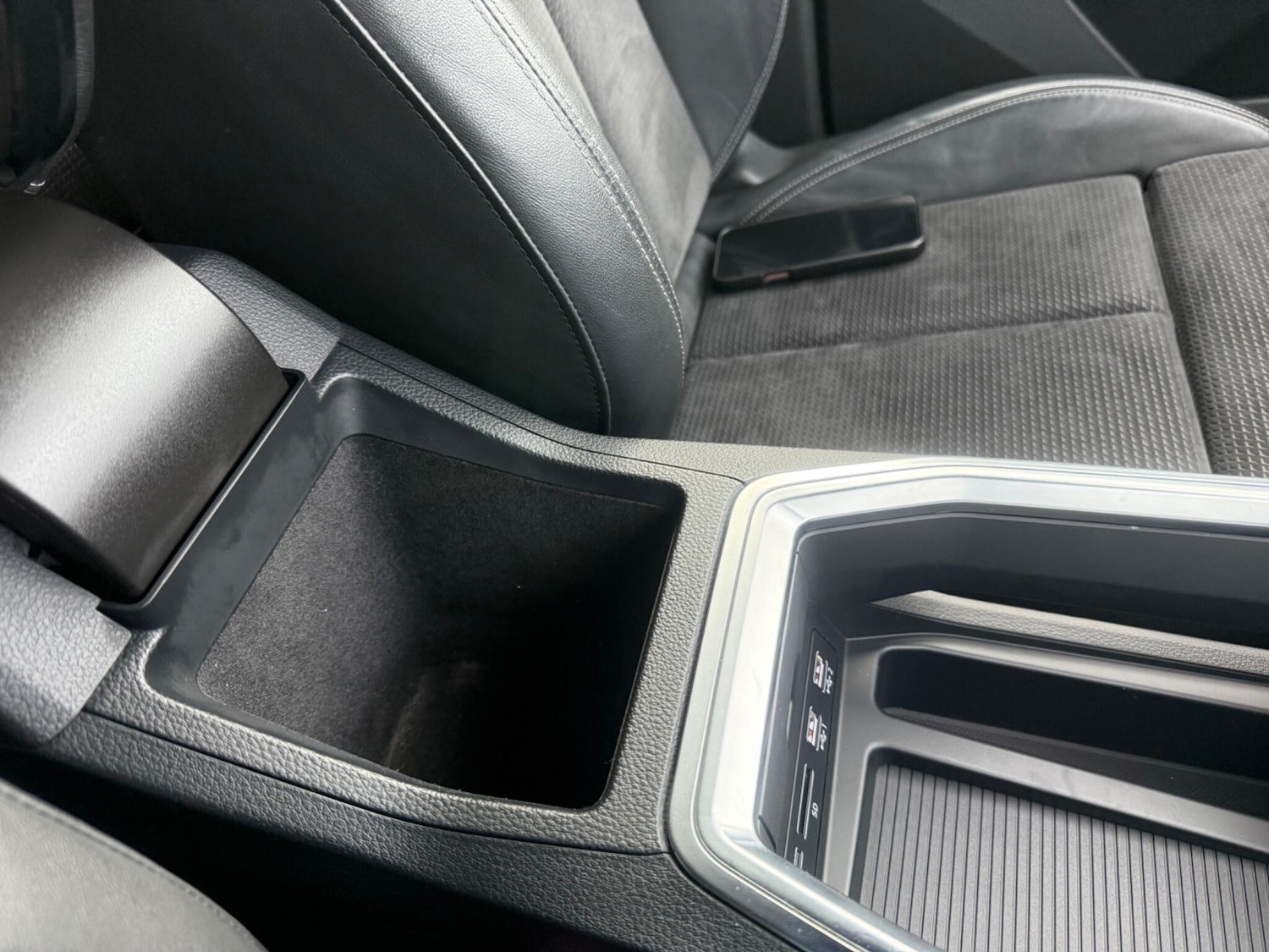 Used Audi e-tron 2025 for sale - 77627161: Photo 74