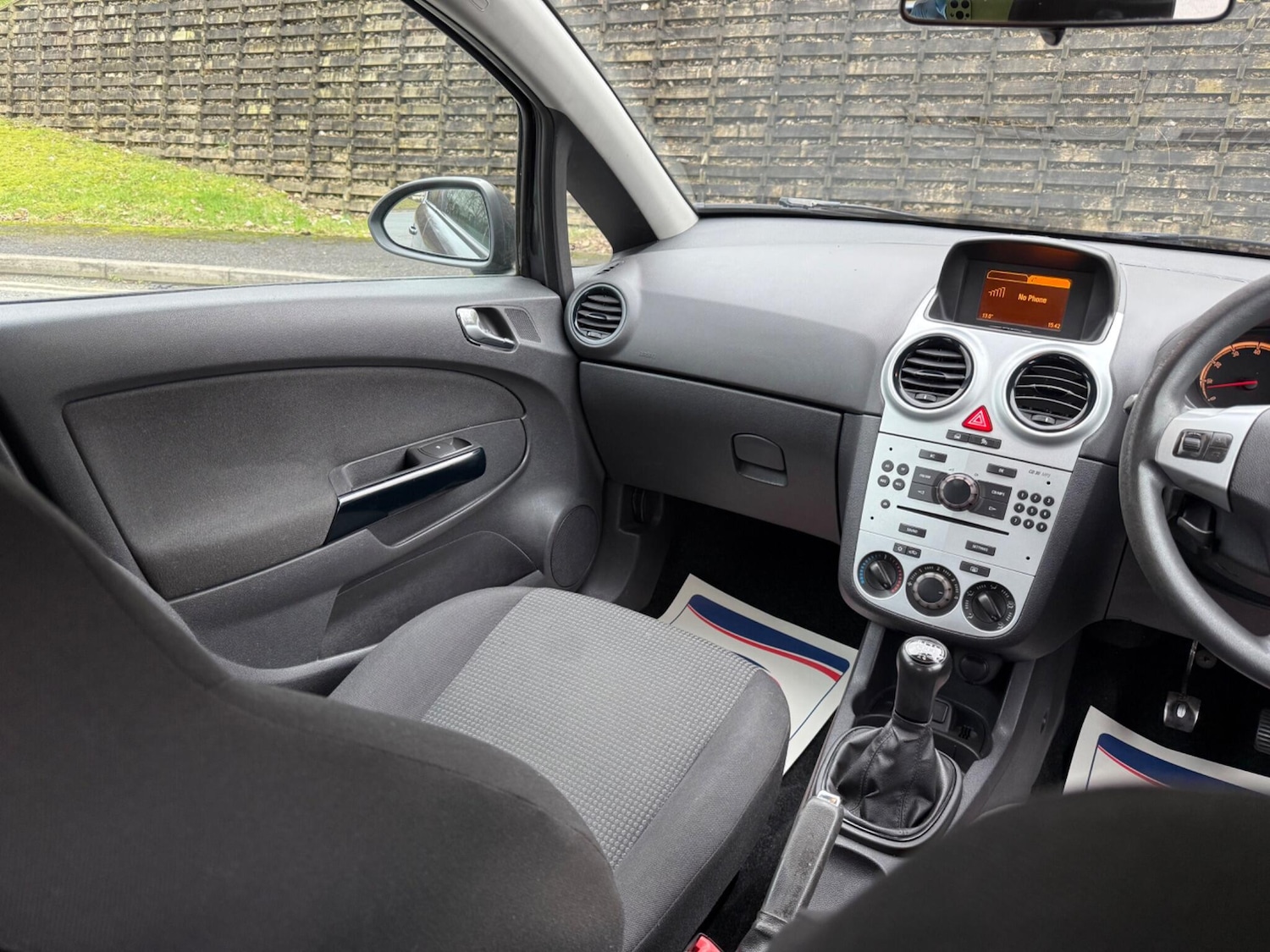 Used Vauxhall Corsa 2011 for sale - 77633894: Photo 28