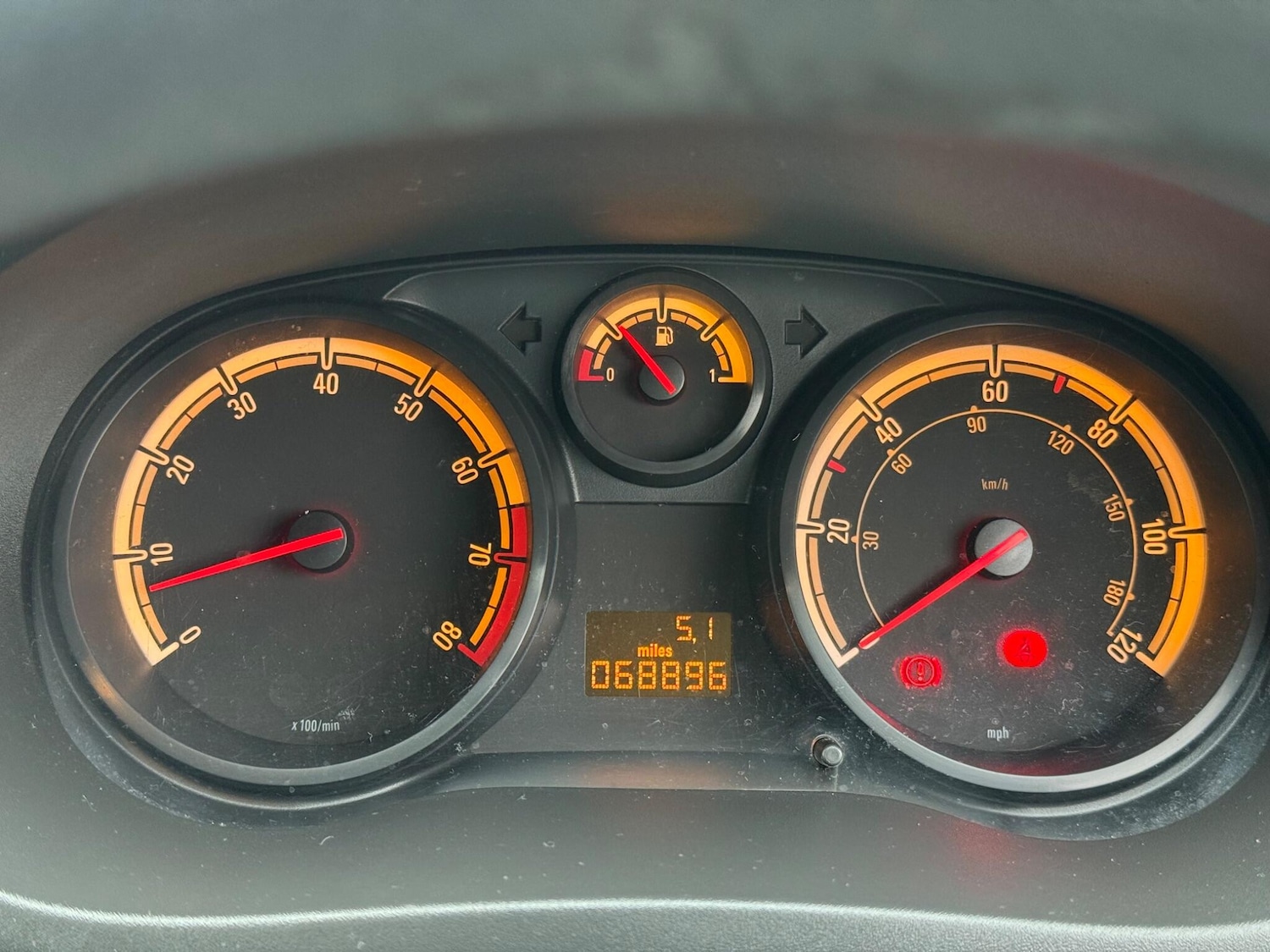 Used Vauxhall Corsa 2011 for sale - 77633894: Photo 32