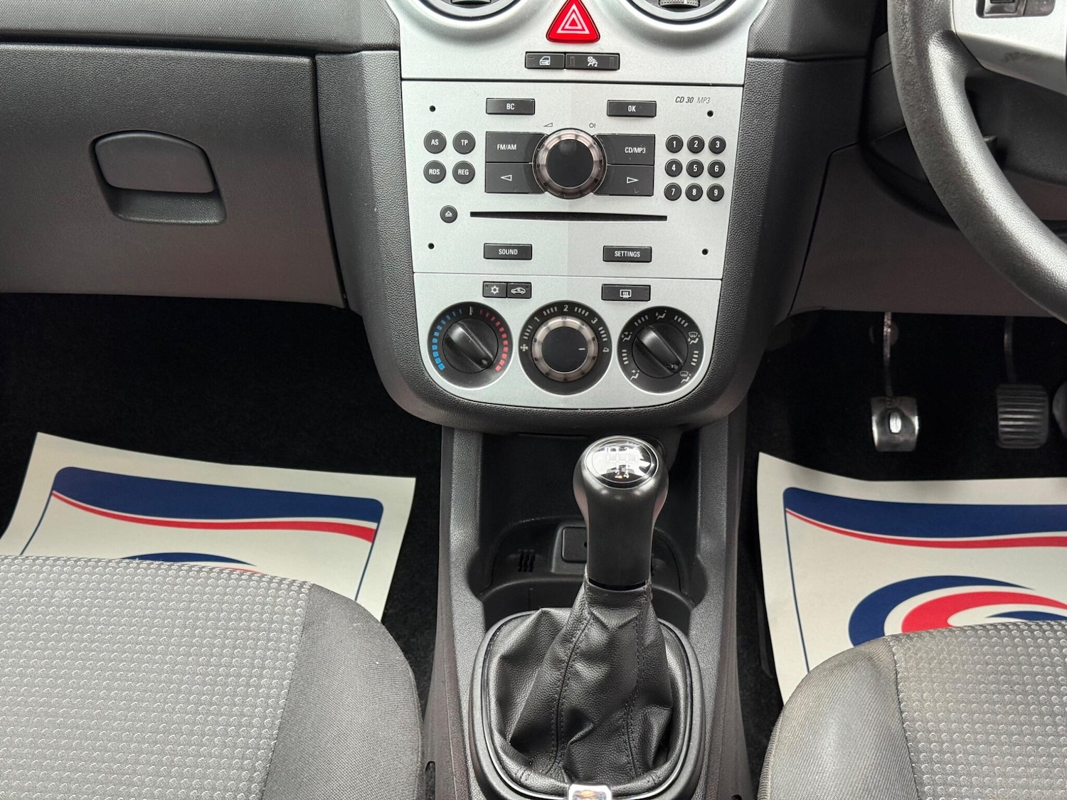 Used Vauxhall Corsa 2011 for sale - 77633894: Photo 35