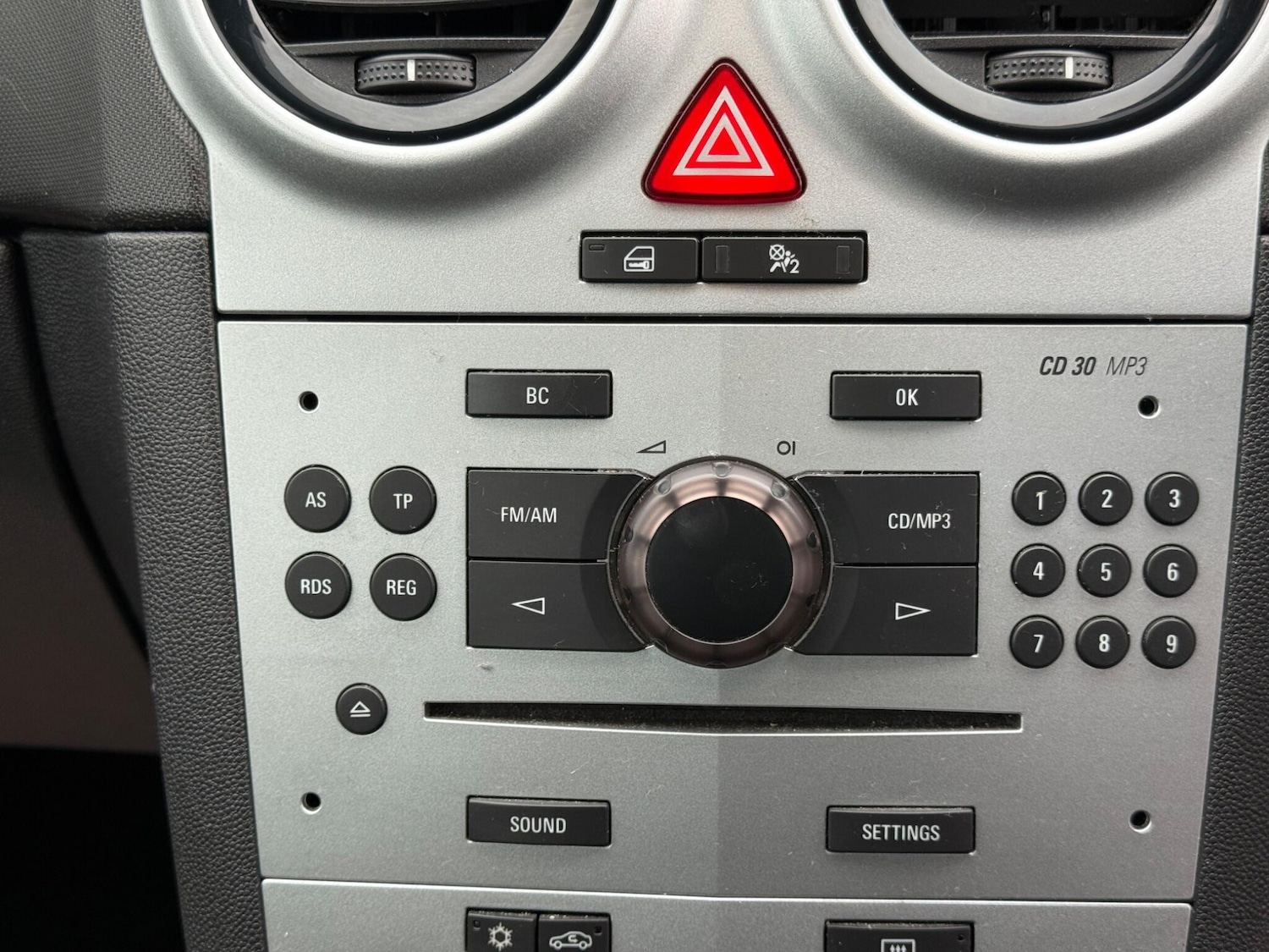 Used Vauxhall Corsa 2011 for sale - 77633894: Photo 37