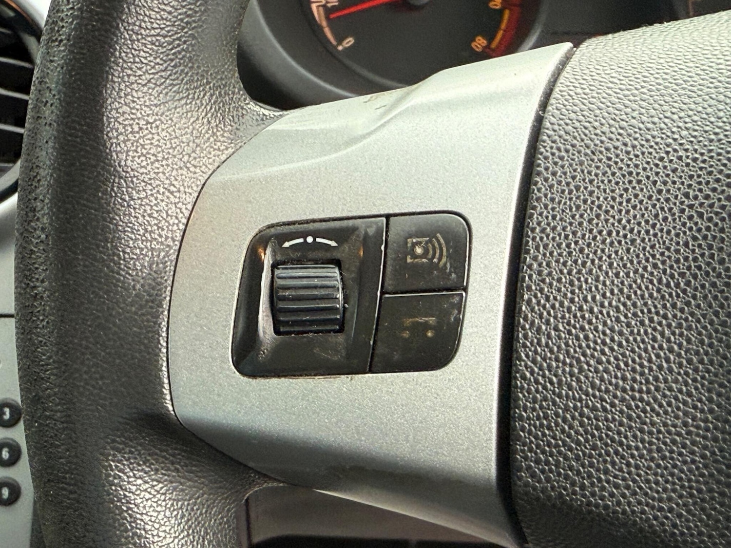 Used Vauxhall Corsa 2011 for sale - 77633894: Photo 43