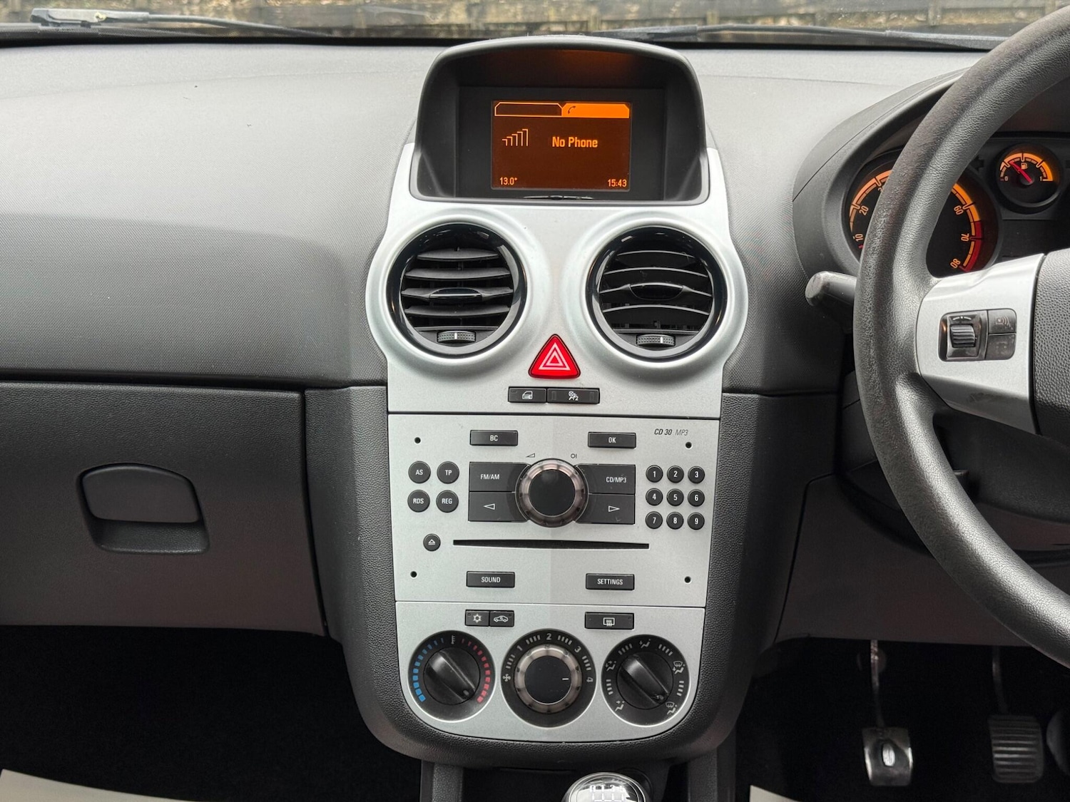 Used Vauxhall Corsa 2011 for sale - 77633894: Photo 48