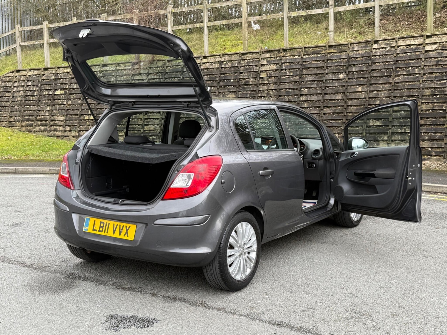 Used Vauxhall Corsa 2011 for sale - 77633894: Photo 49