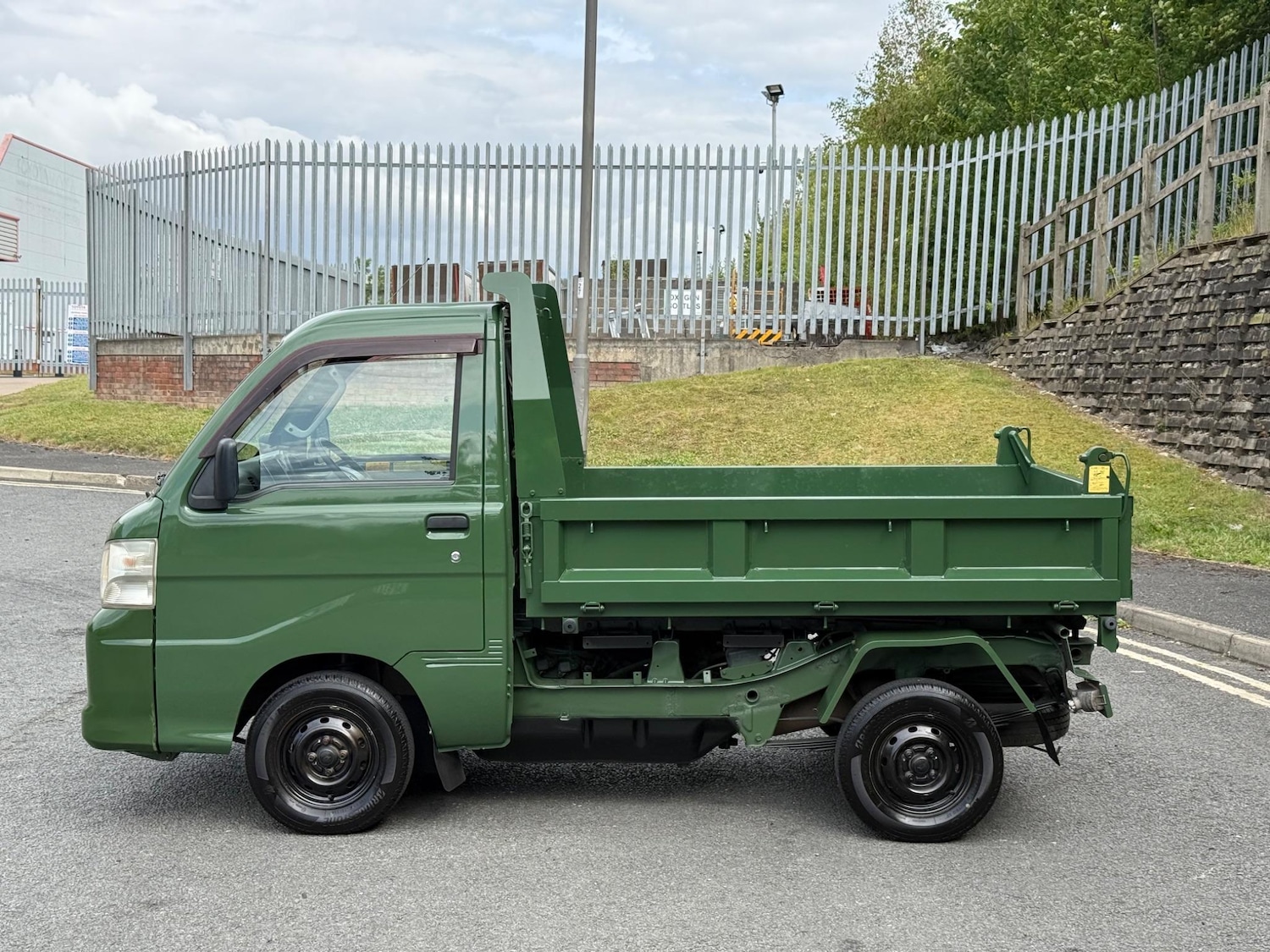 Used Daihatsu Hijet 2025 for sale - 77625758: Photo 14