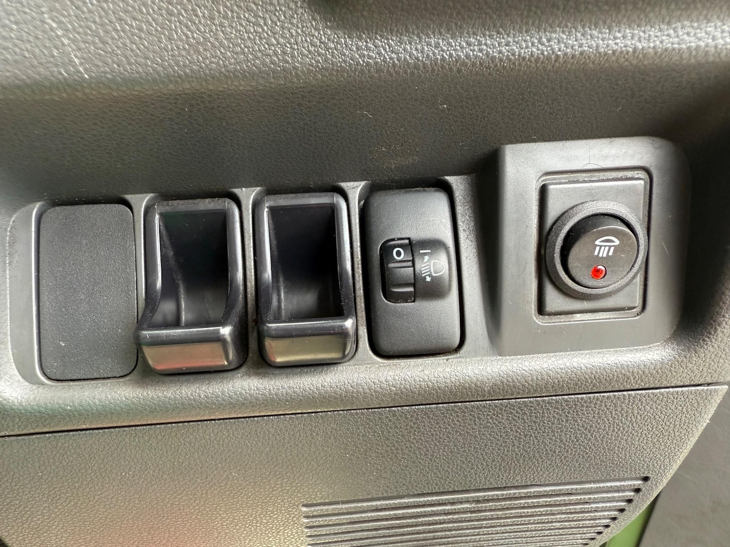 Used Daihatsu Hijet 2025 for sale - 77625758: Photo 37