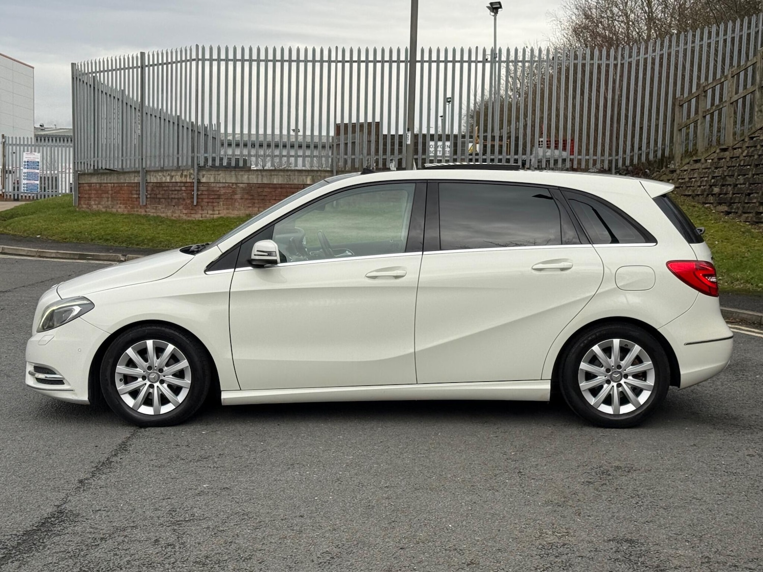 Used Mercedes-Benz B Class for sale - 77695588: Photo 6