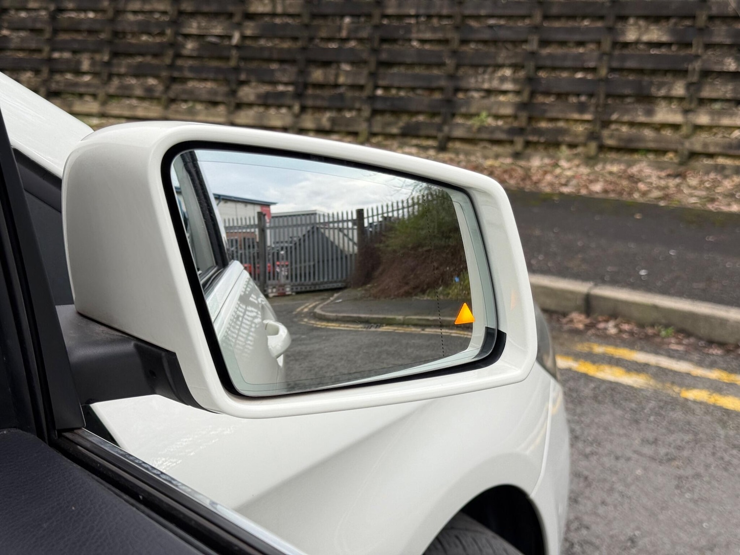 Used Mercedes-Benz B Class for sale - 77695588: Photo 93