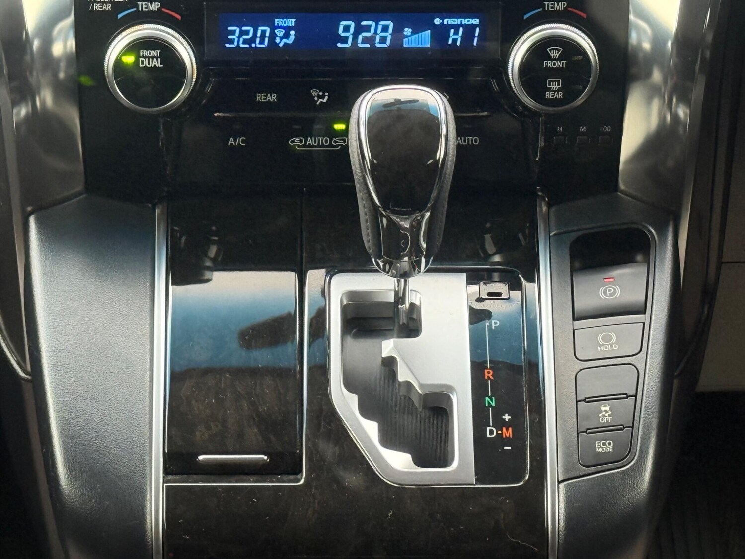 Used Toyota Vellfire 2025 for sale - 77627159: Photo 40