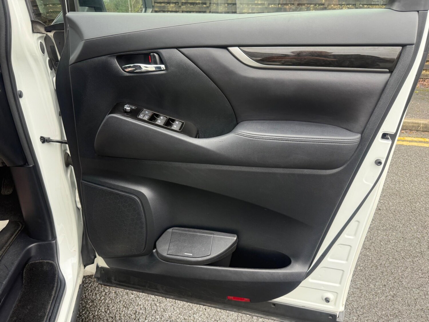 Used Toyota Vellfire 2025 for sale - 77627159: Photo 49