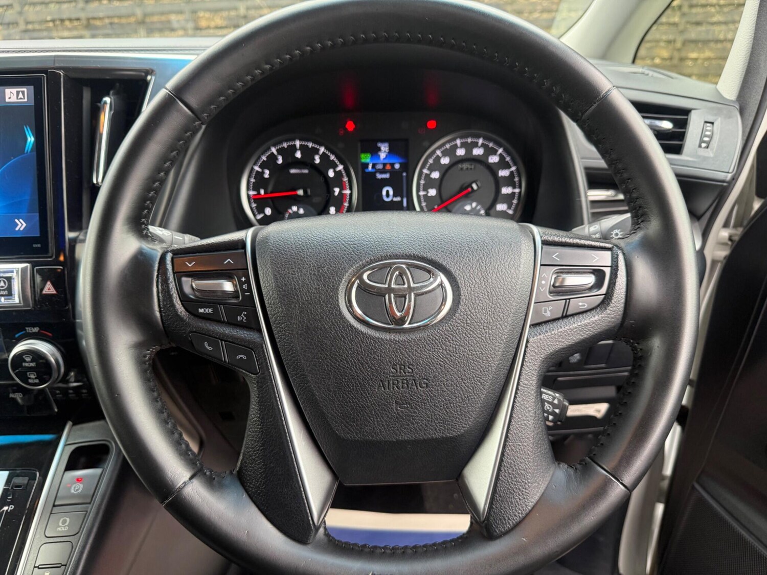 Used Toyota Vellfire 2025 for sale - 77627159: Photo 56