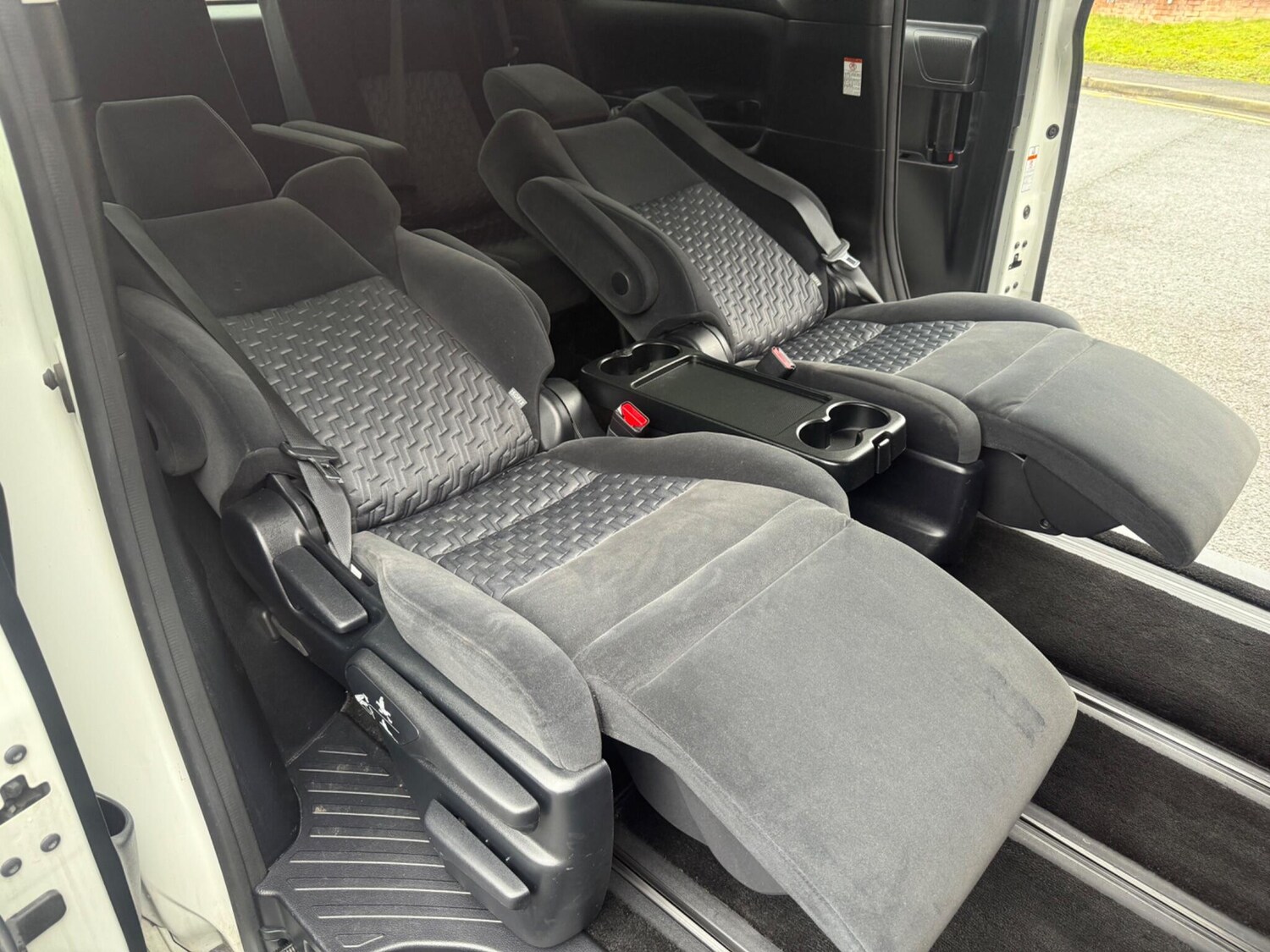 Used Toyota Vellfire 2025 for sale - 77627159: Photo 84