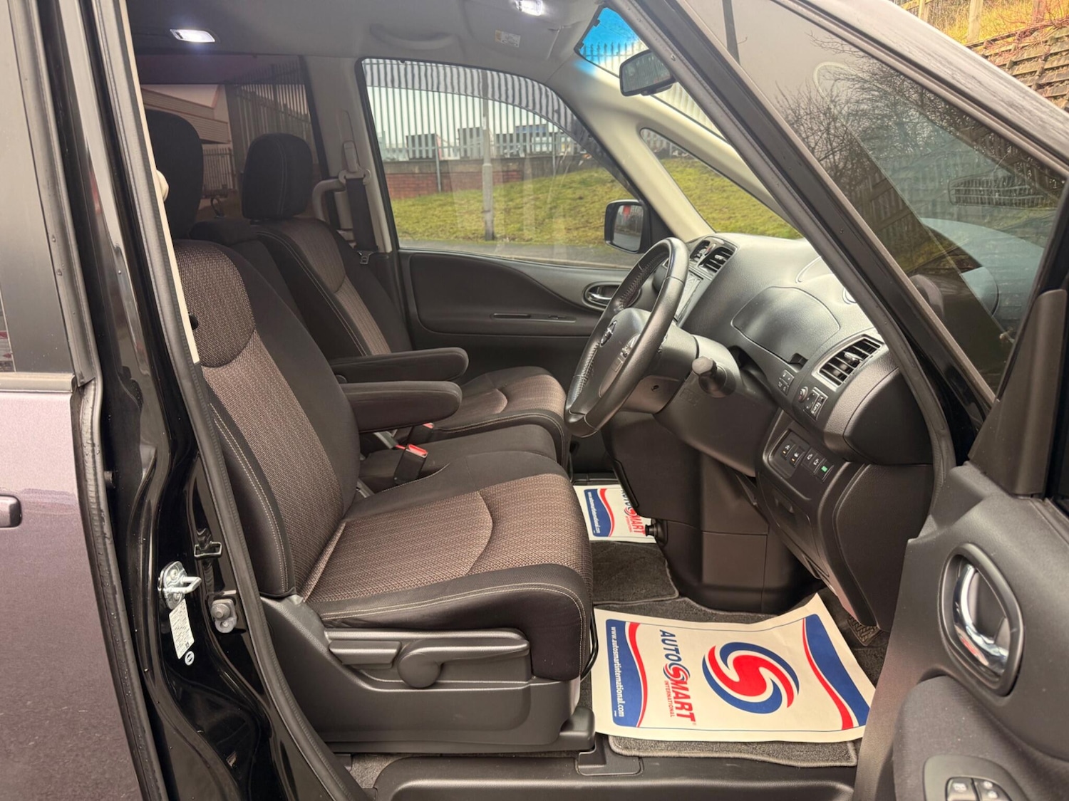 Used Nissan Serena 2025 for sale - 77627145: Photo 11