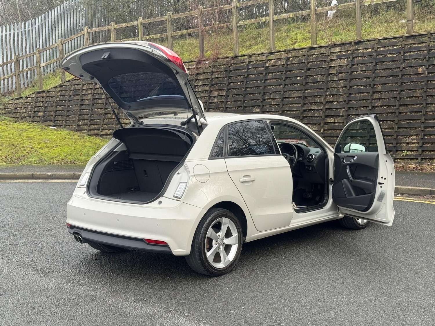 Used Audi A1 2026 for sale - 78007000: Photo 10