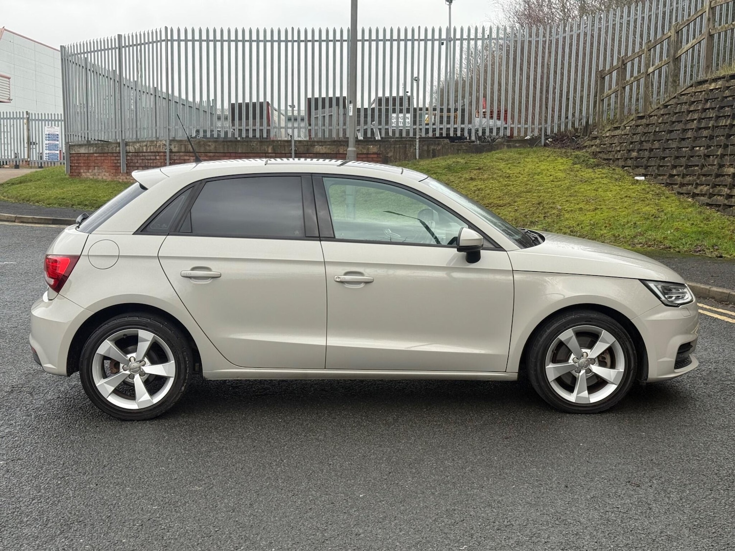 Used Audi A1 2026 for sale - 78007000: Photo 5