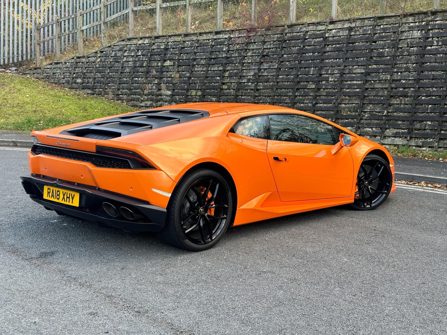 Used Lamborghini Huracan 2018 for sale - 77627149: Photo 3