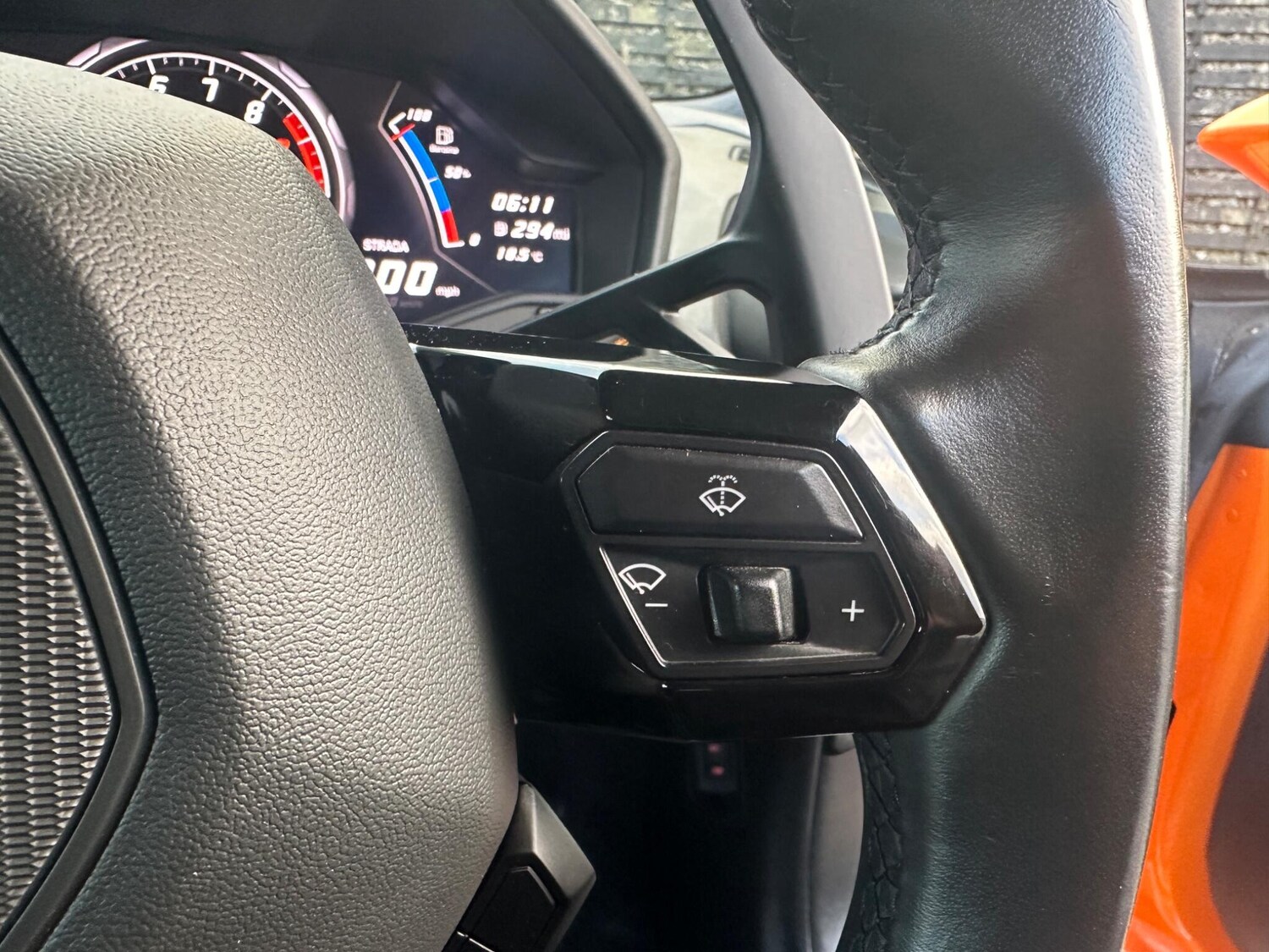 Used Lamborghini Huracan 2018 for sale - 77627149: Photo 46