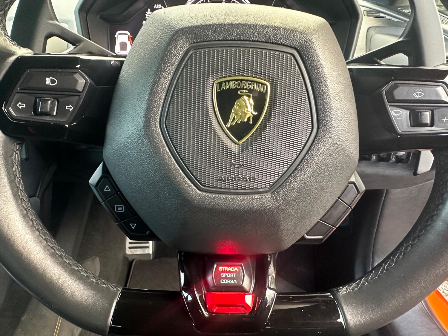 Used Lamborghini Huracan 2018 for sale - 77627149: Photo 47