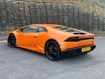 Used Lamborghini Huracan 2018 for sale - 77627149: Photo
