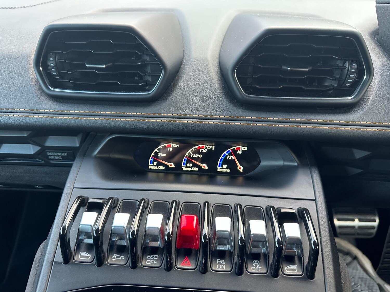 Used Lamborghini Huracan 2018 for sale - 77627149: Photo 51