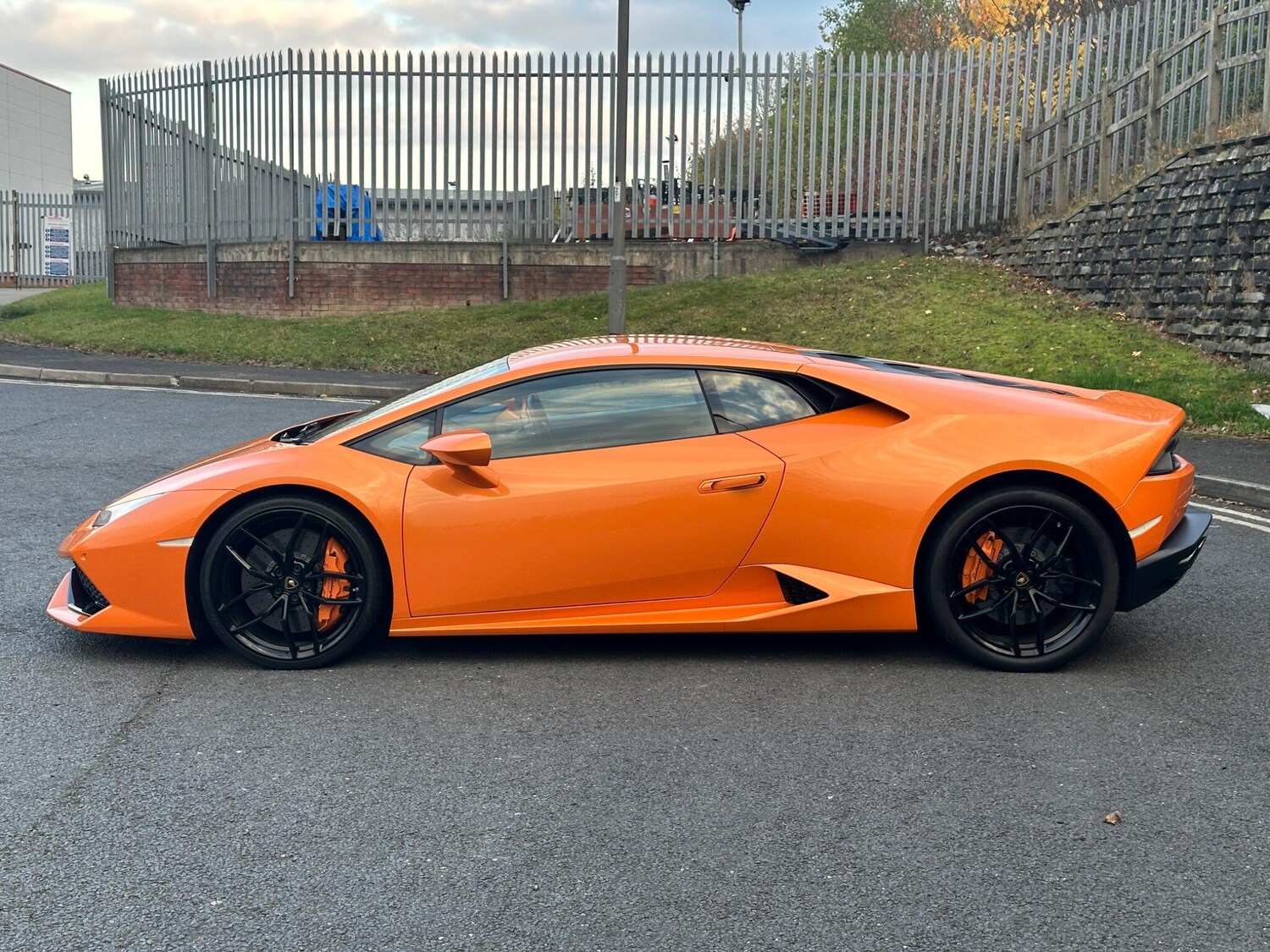 Used Lamborghini Huracan 2018 for sale - 77627149: Photo 6