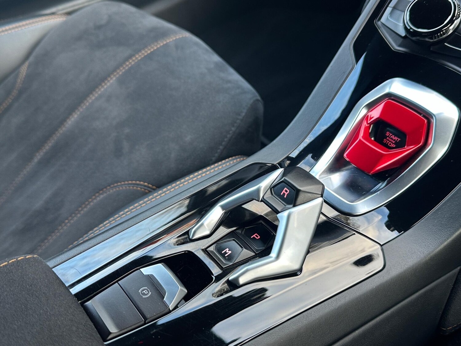 Used Lamborghini Huracan 2018 for sale - 77627149: Photo 63