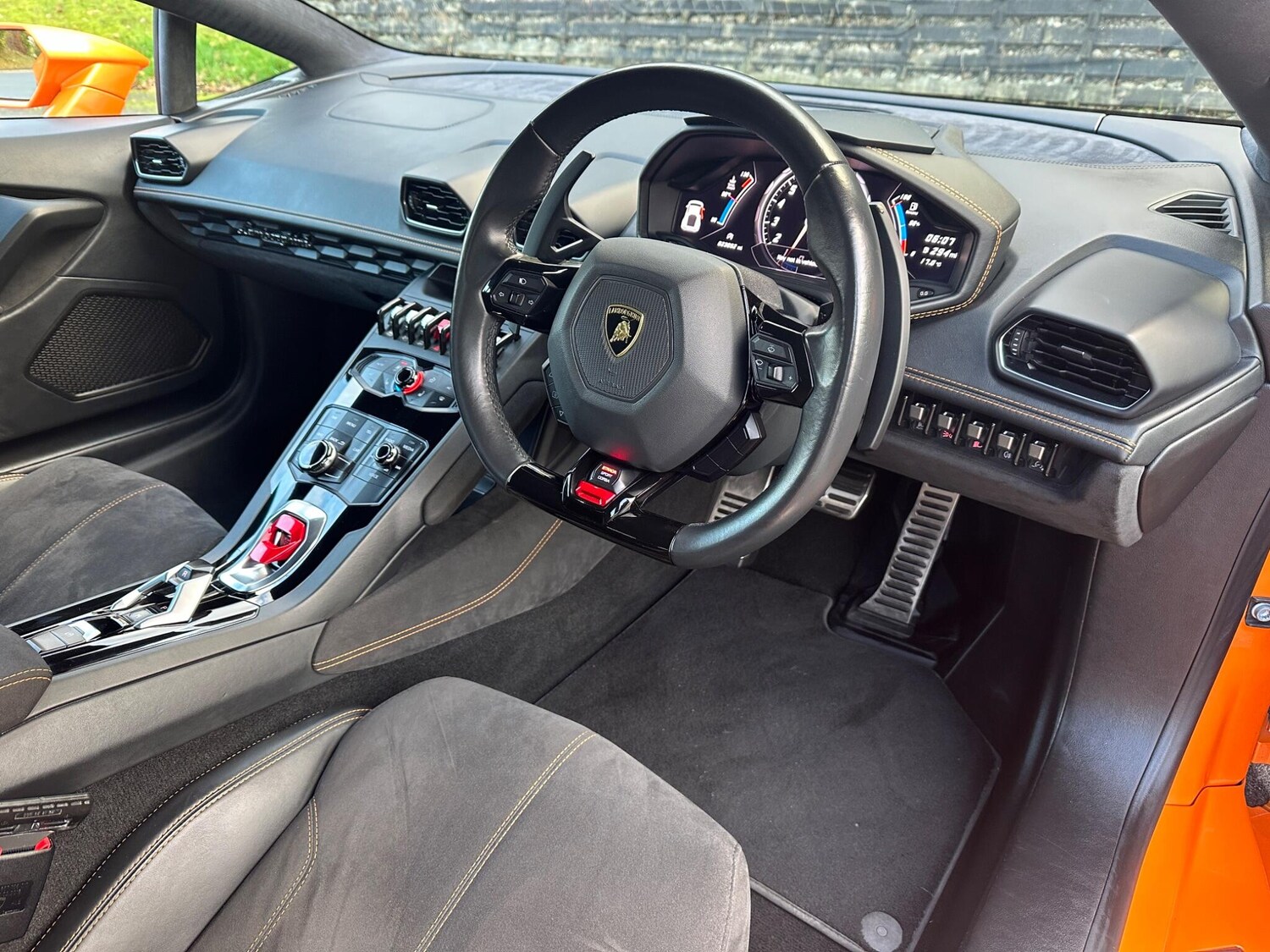 Used Lamborghini Huracan 2018 for sale - 77627149: Photo 7