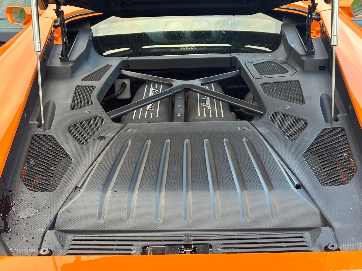 Used Lamborghini Huracan 2018 for sale - 77627149: Photo 72