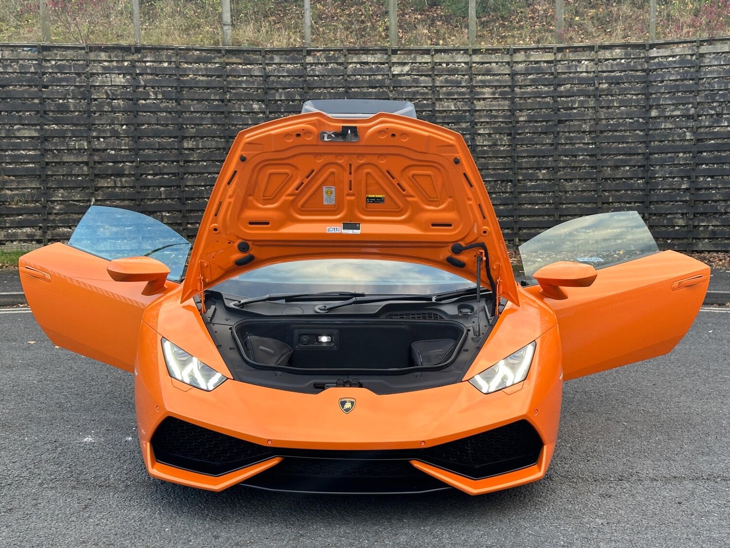 Used Lamborghini Huracan 2018 for sale - 77627149: Photo 74