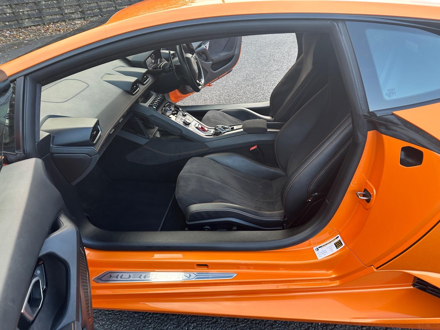 Used Lamborghini Huracan 2018 for sale - 77627149: Photo 85