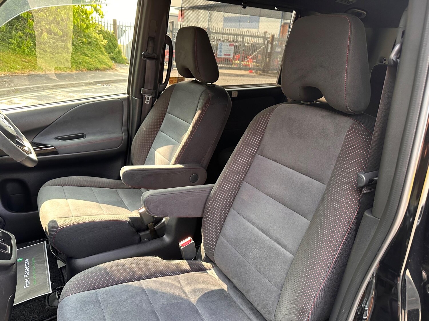 Used Nissan Serena 2025 for sale - 77627147: Photo 24