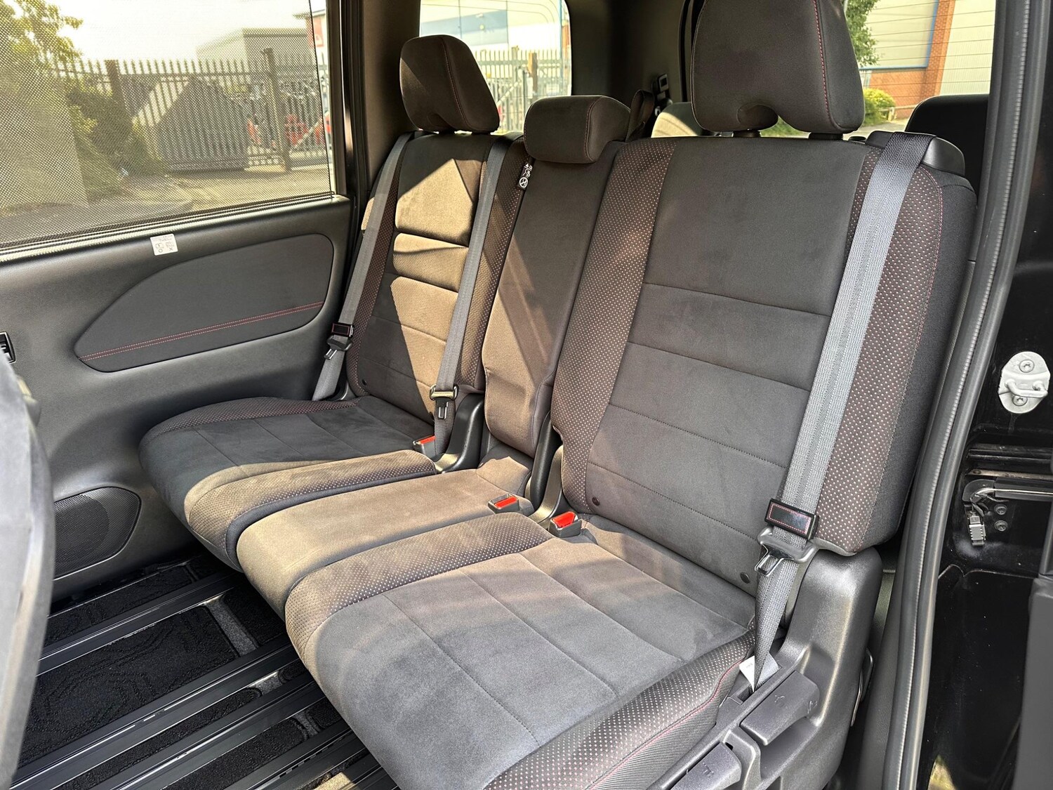 Used Nissan Serena 2025 for sale - 77627147: Photo 29