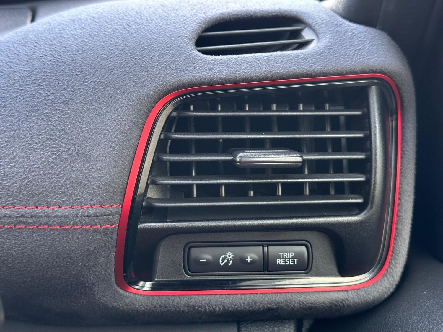 Used Nissan Serena 2025 for sale - 77627147: Photo 45