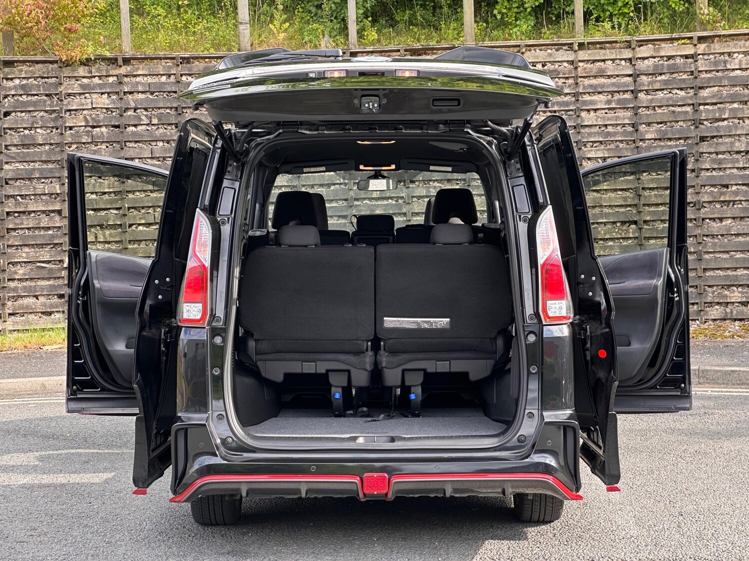 Used Nissan Serena 2025 for sale - 77627147: Photo 62