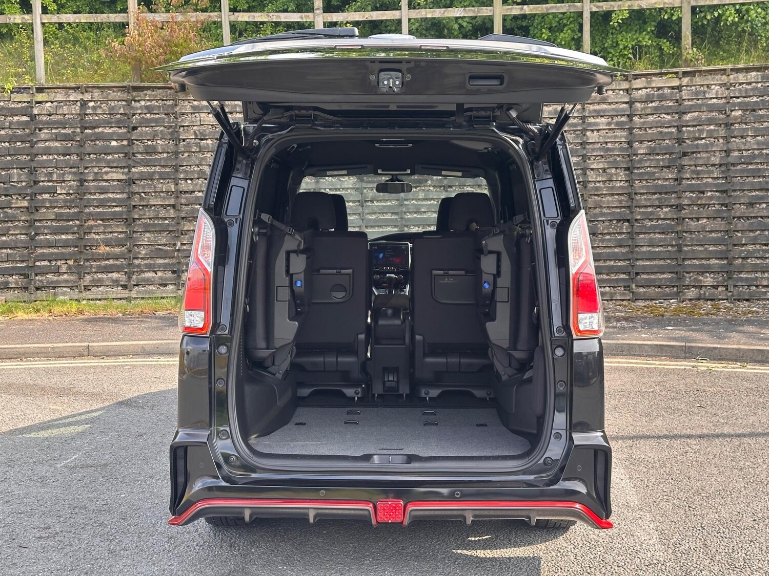 Used Nissan Serena 2025 for sale - 77627147: Photo 63