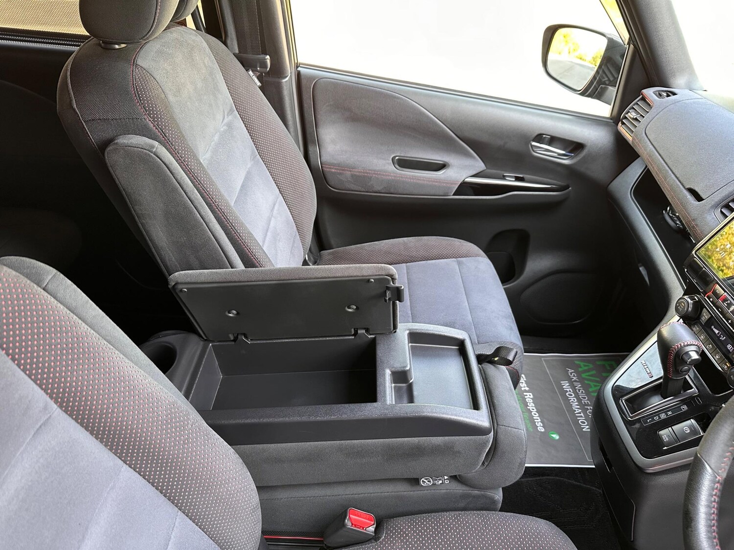 Used Nissan Serena 2025 for sale - 77627147: Photo 79