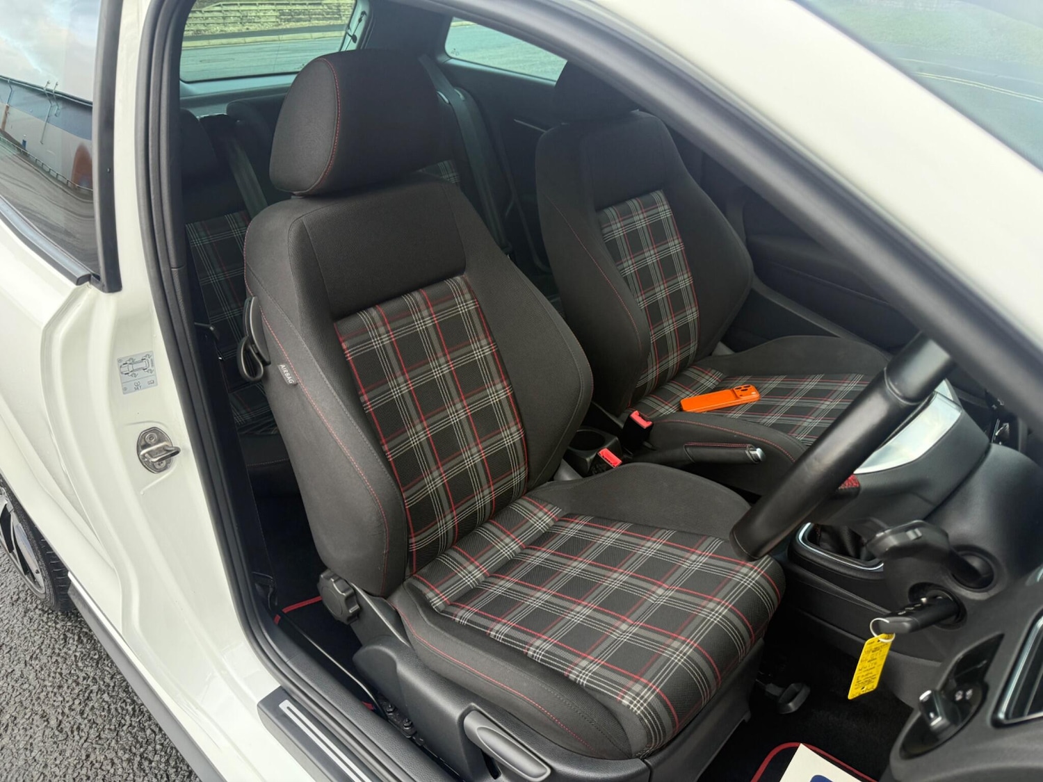 Used Volkswagen Polo 2017 for sale - 77627170: Photo 10