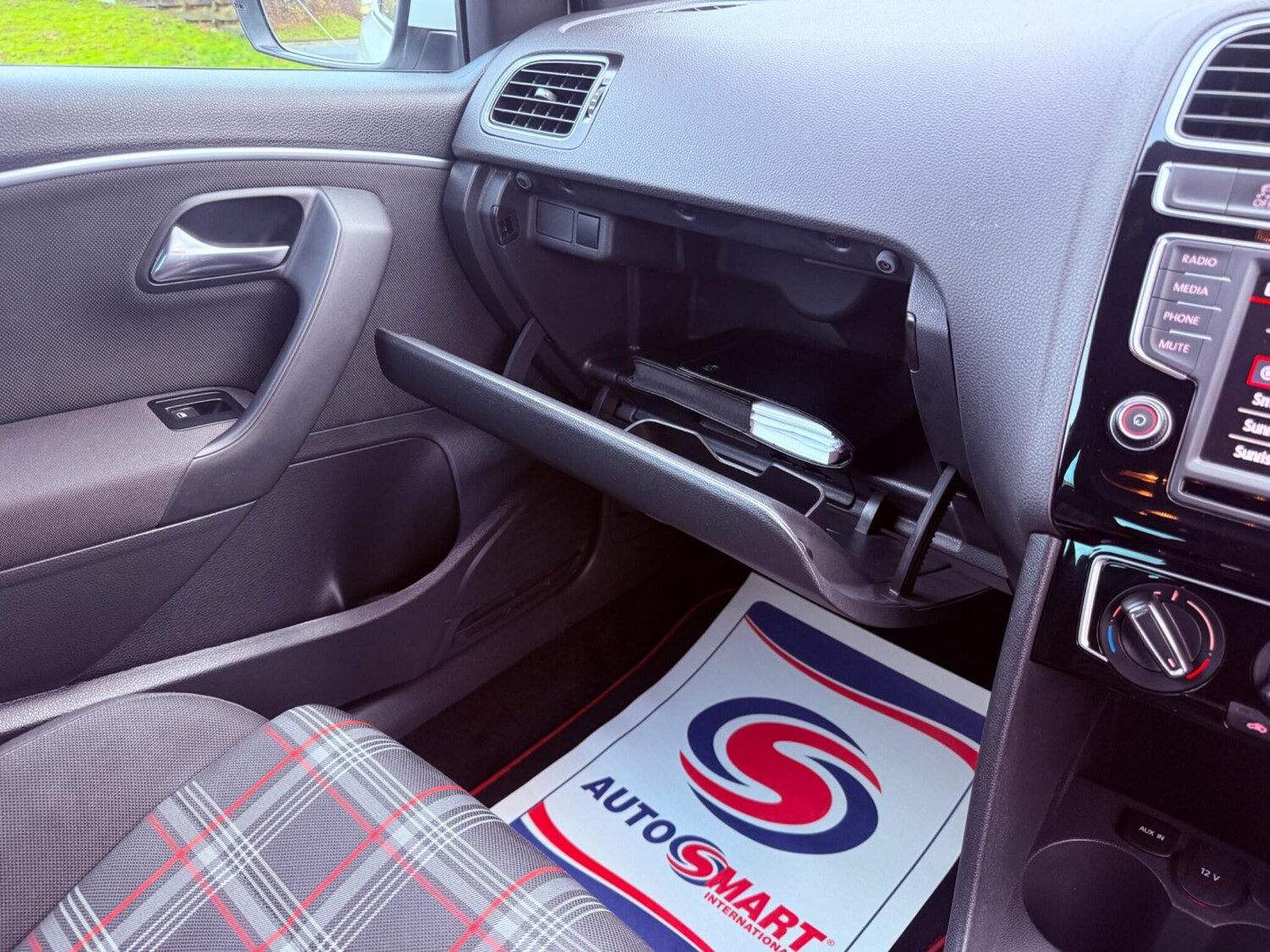 Used Volkswagen Polo 2017 for sale - 77627170: Photo 41