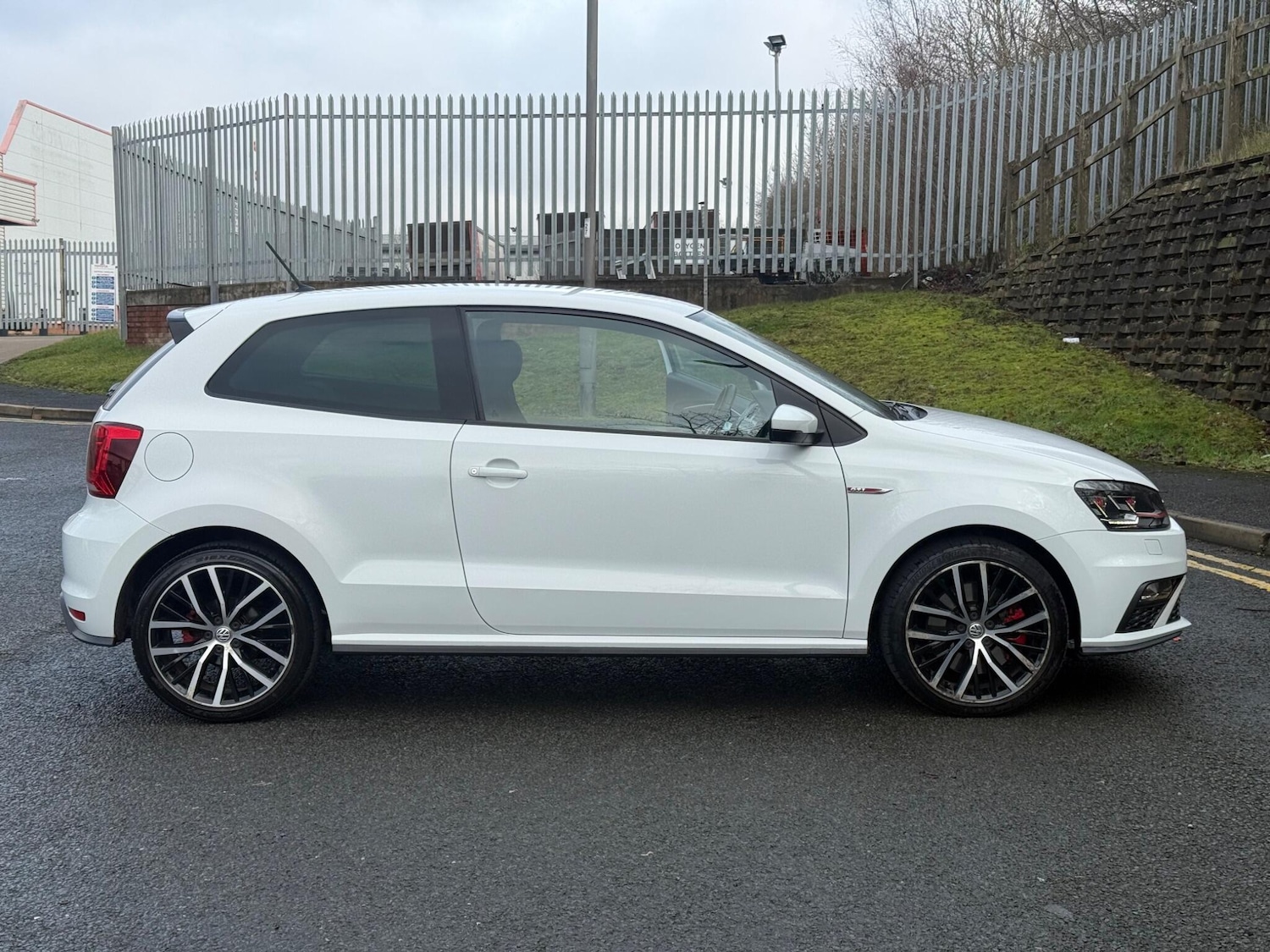 Used Volkswagen Polo 2017 for sale - 77627170: Photo 7