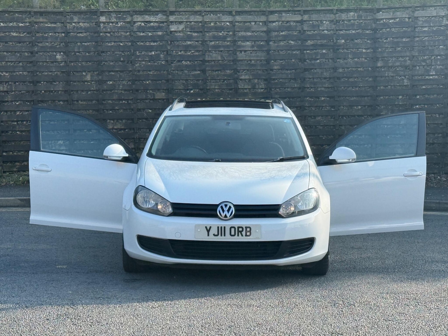 Used Volkswagen Golf 2024 for sale - 77978157: Photo 18