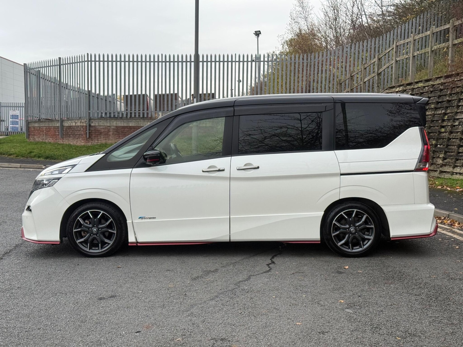 Used Nissan Serena 2025 for sale - 77627155: Photo 16