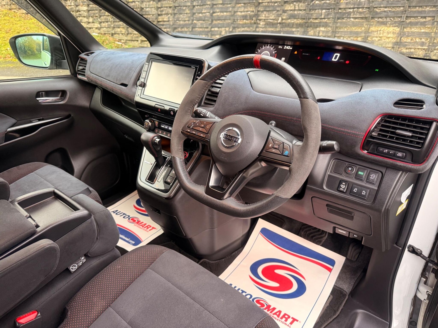 Used Nissan Serena 2025 for sale - 77627155: Photo 5