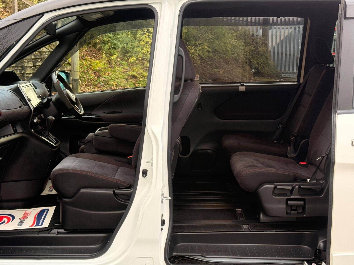 Used Nissan Serena 2025 for sale - 77627155: Photo 79